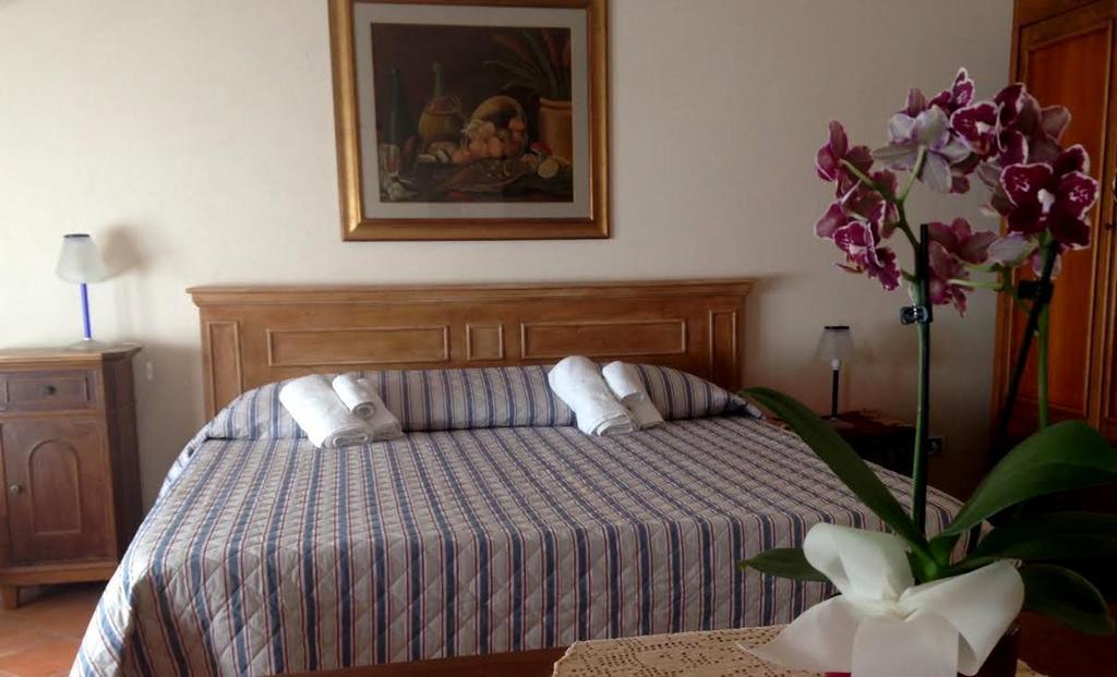 Agriturismo Del Pigato - Bio Vio アルベンガ エクステリア 写真